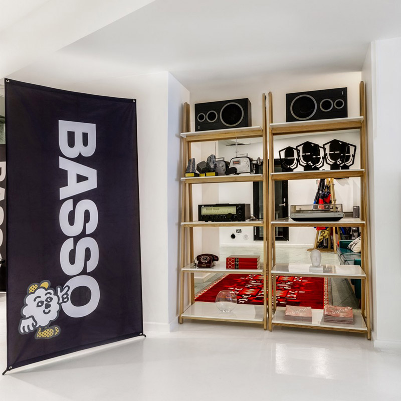 Bassoradio kalusteet