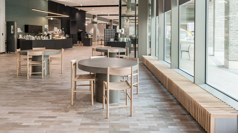Helsingin kaupunki julkitilakalusteet