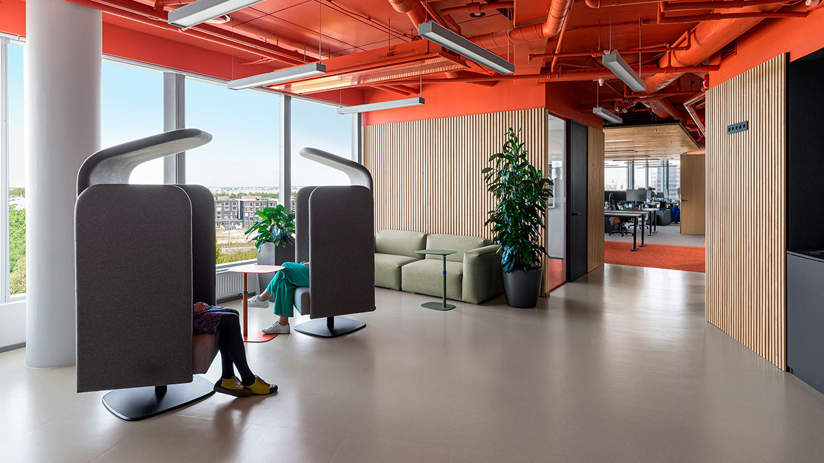 Intuit by Softrend julkitilakalusteet
